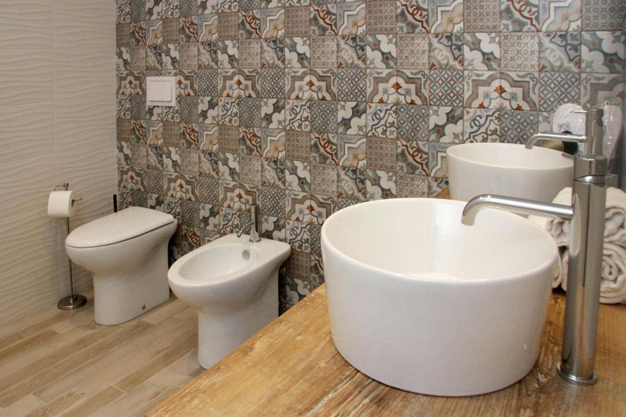 Bed and Breakfast Relais Marlene Avezzano Esterno foto