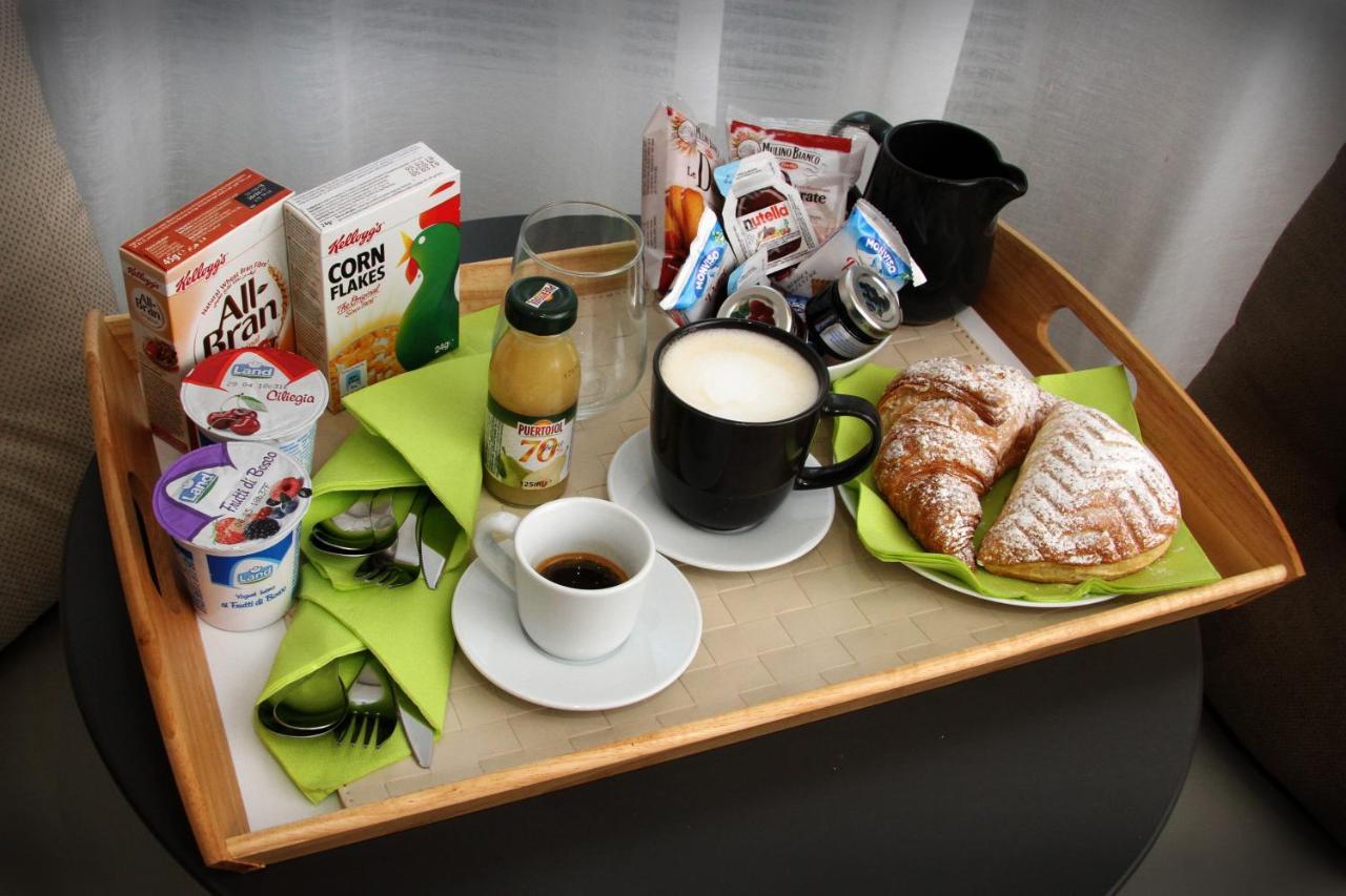 Bed and Breakfast Relais Marlene Avezzano Esterno foto
