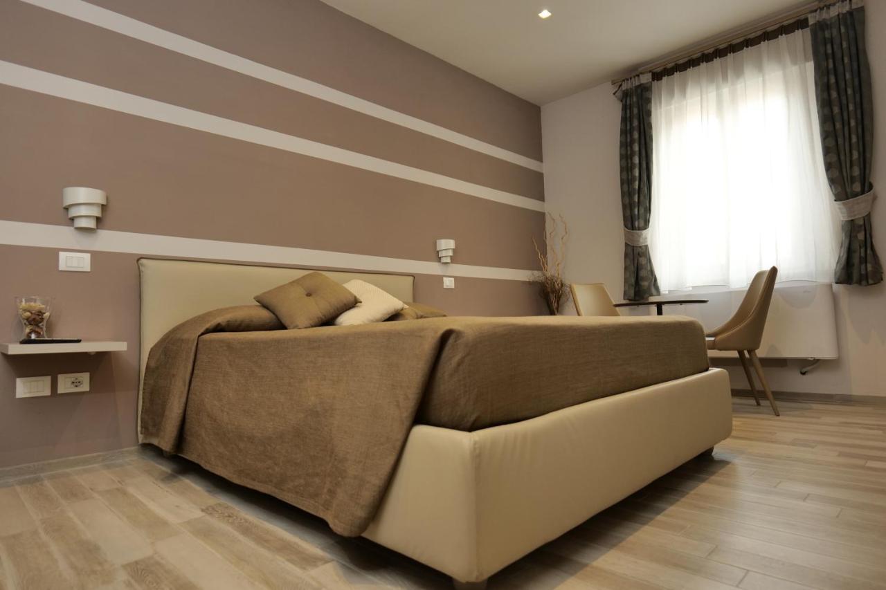 Bed and Breakfast Relais Marlene Avezzano Esterno foto